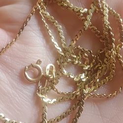 14k Gold Chain Necklace Weight 4.5g