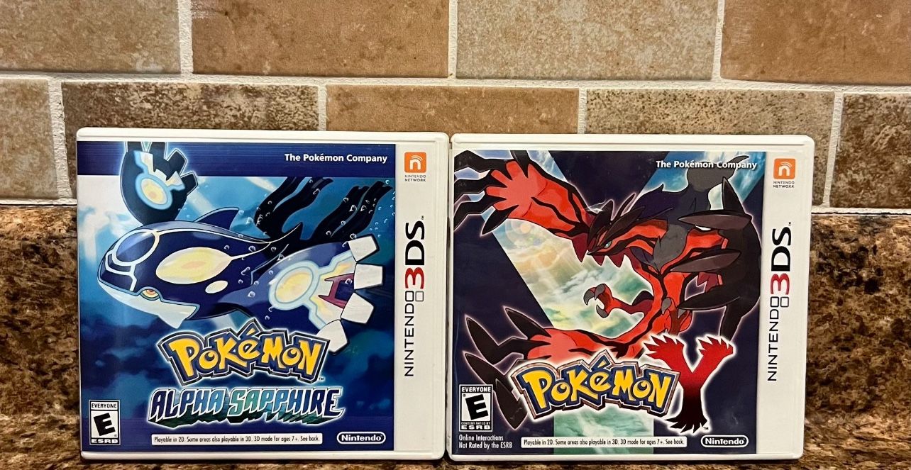 Pokémon Alpha Sapphire And Pokemon Y Cases 