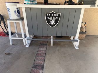 Outdoor bar top