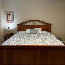 Cal King Bedroom Set 