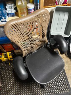 Herman Miller Mirra Chair