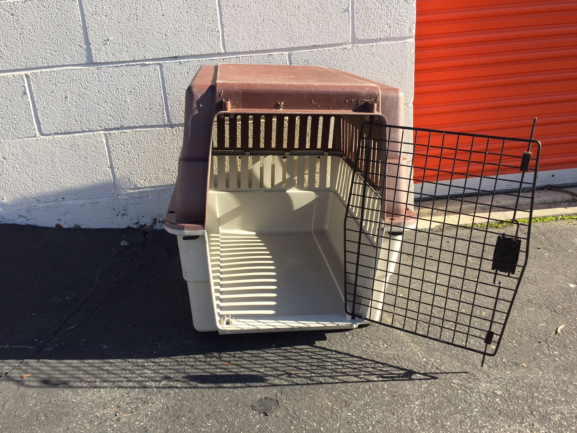 Dog Crate or Cat or Pet Crate in Great Condition