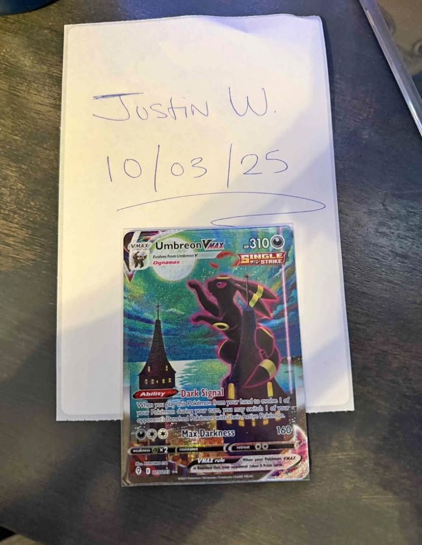 Umbreon VMAX Alt Art 215/203 - Evolving Skies