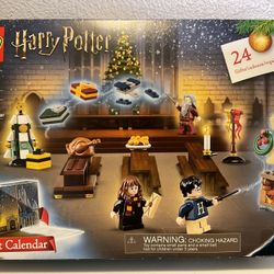 NEW & RETIRED & SEALED Lego Harry Potter Advent Calendar (75964) / 305 Pieces / 8 Minifigures