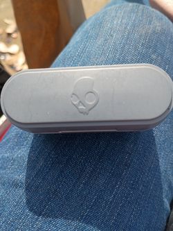 Skull candy earbuds bluetooth