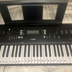 Yamaha Keyboard 