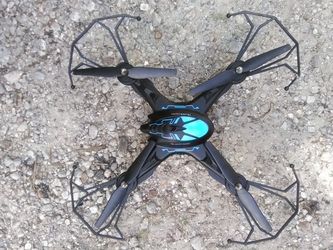 Helicopter drone with camera