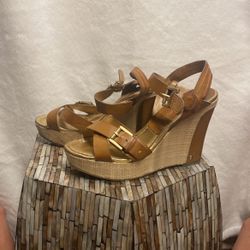 Brown Wedges