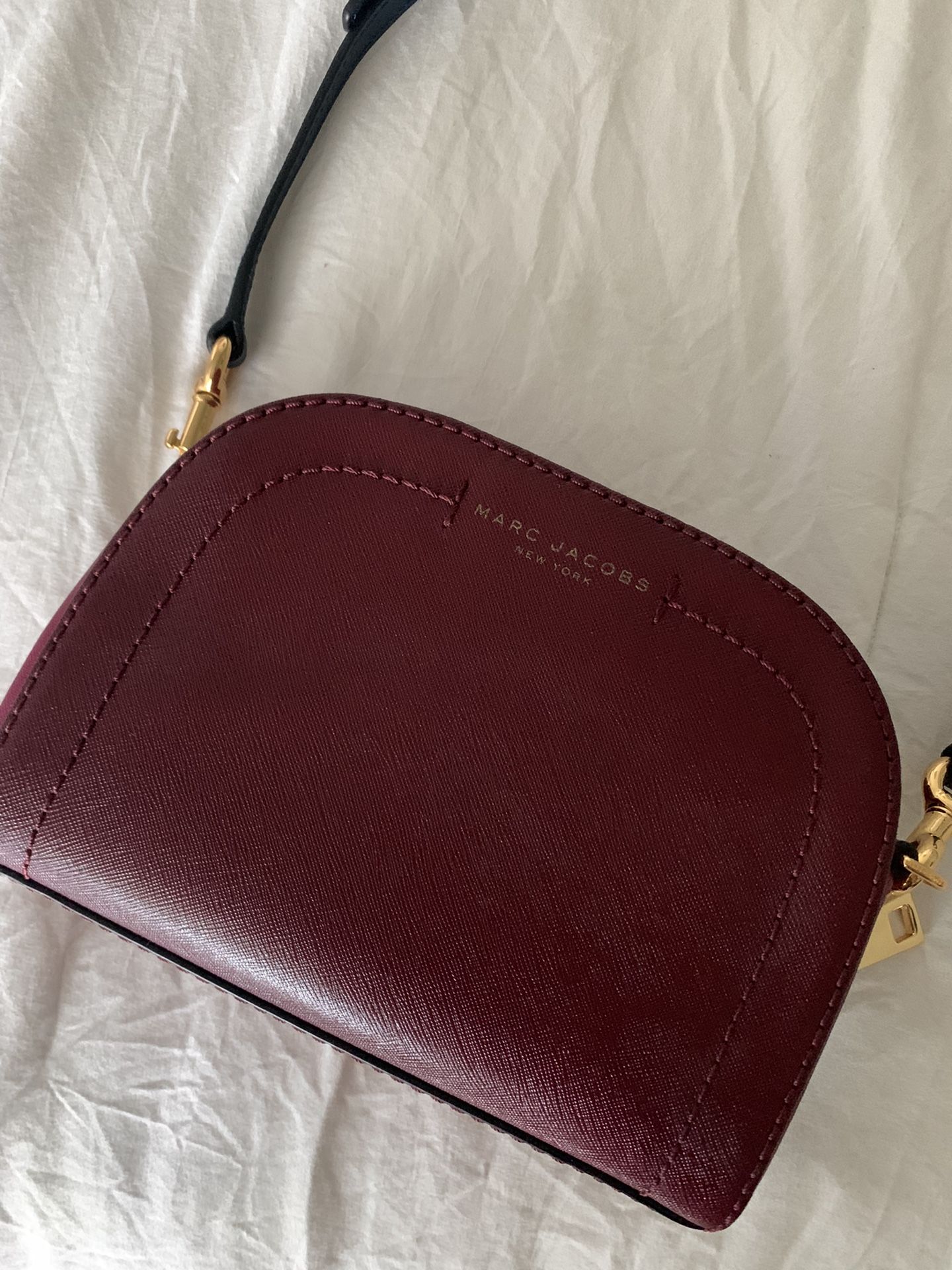 Marc by Marc Jacobs Crossbody for Sale in White Plains, NY - OfferUp