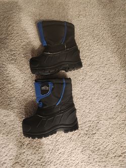 Toddler Snow Boots Size 6