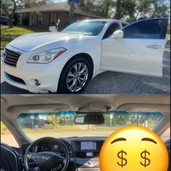 2012 Infiniti M37