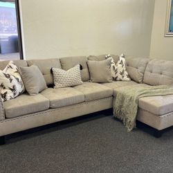 Brand new velvet like sectional sofa with 2 accent pillows