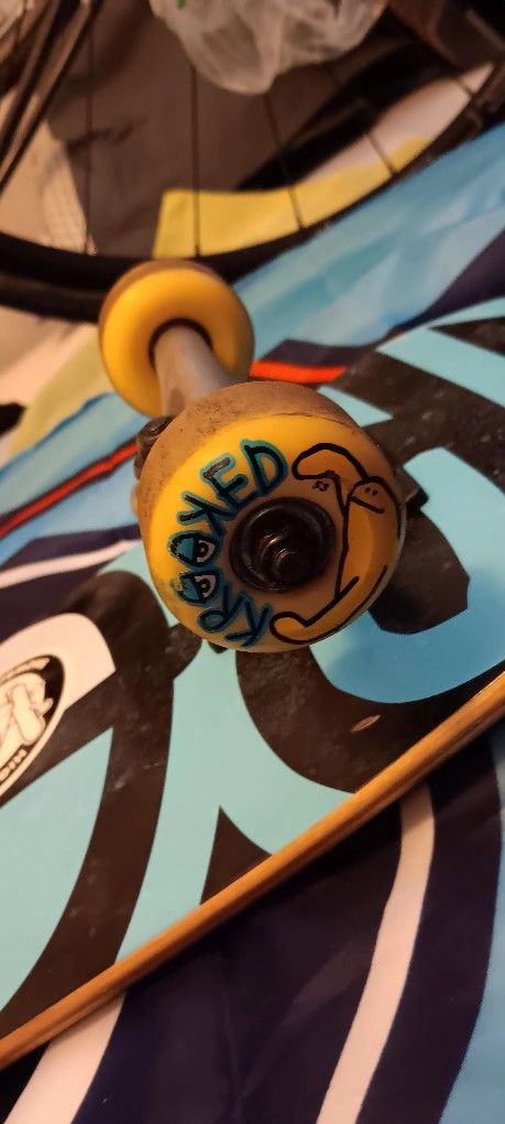 Skateboard
