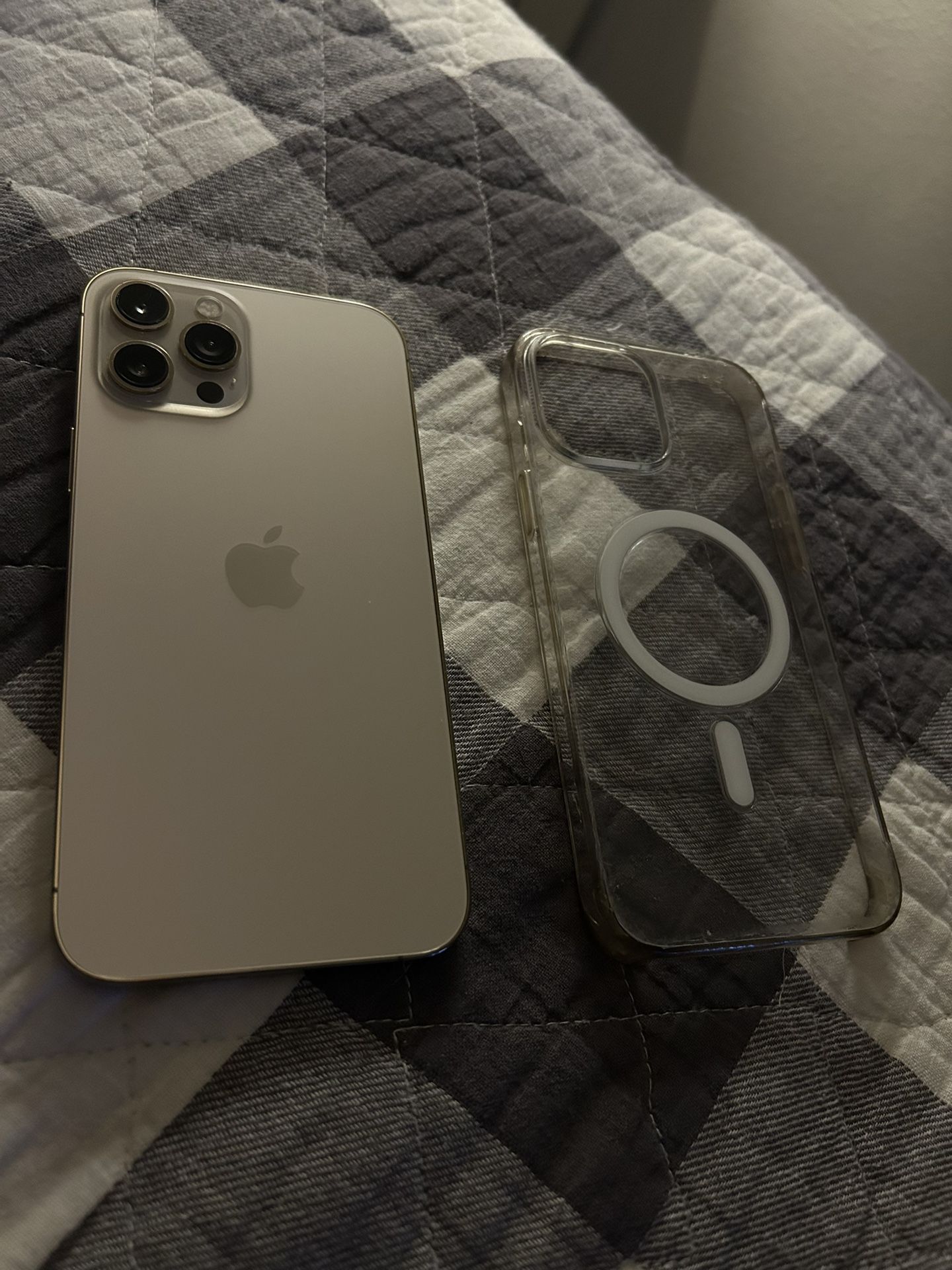 iPhone 12 Pro Max Unlocked