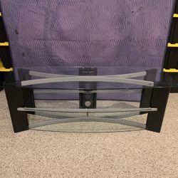 BELL’O 3 TIER METAL/GLASS TV  STAND!!!