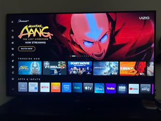 VIZIO 65" 4K Smart TV (V655-J09) - Excellent Condition with Remote