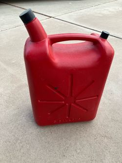 5 gallon utility jug