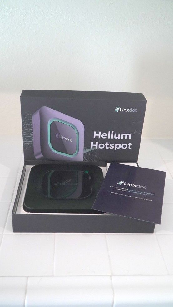 Helium HNT Hotspot Miner | Bobcatminer 300 or Linxdot | NEW