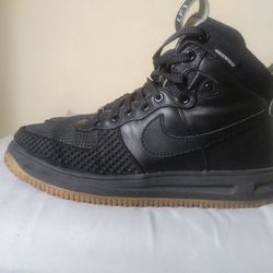 NIKE Black Lunar Duckboots Size 11.5 duck boots