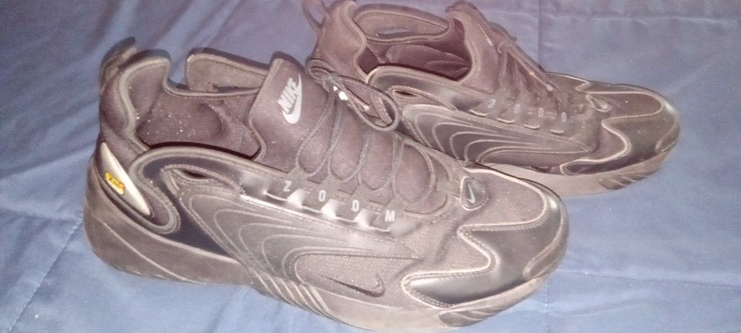 Clean Size 13 Blacked Out Nike ZM Air 2000 Sneakers
