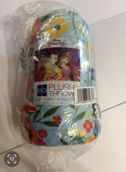 Disney Princess Cinderella Floral Plush Throw -Light Blue with Yellow & Red NWT