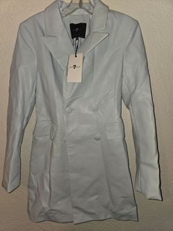Womens brand new faux leather coat very soft size small