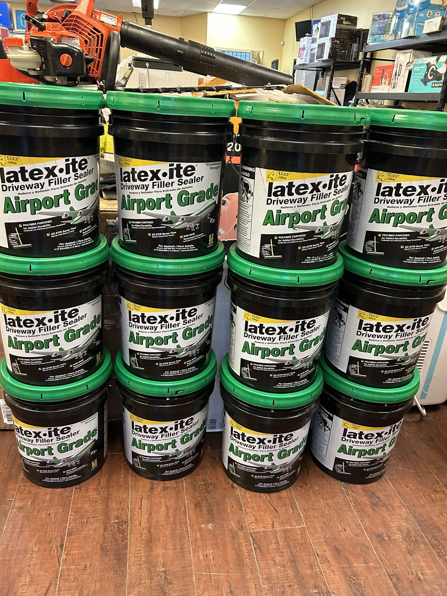 Latex-Ite 73066 Driveway Sealer Airport Grade Black Asphalt Asphalt 5 gal Black