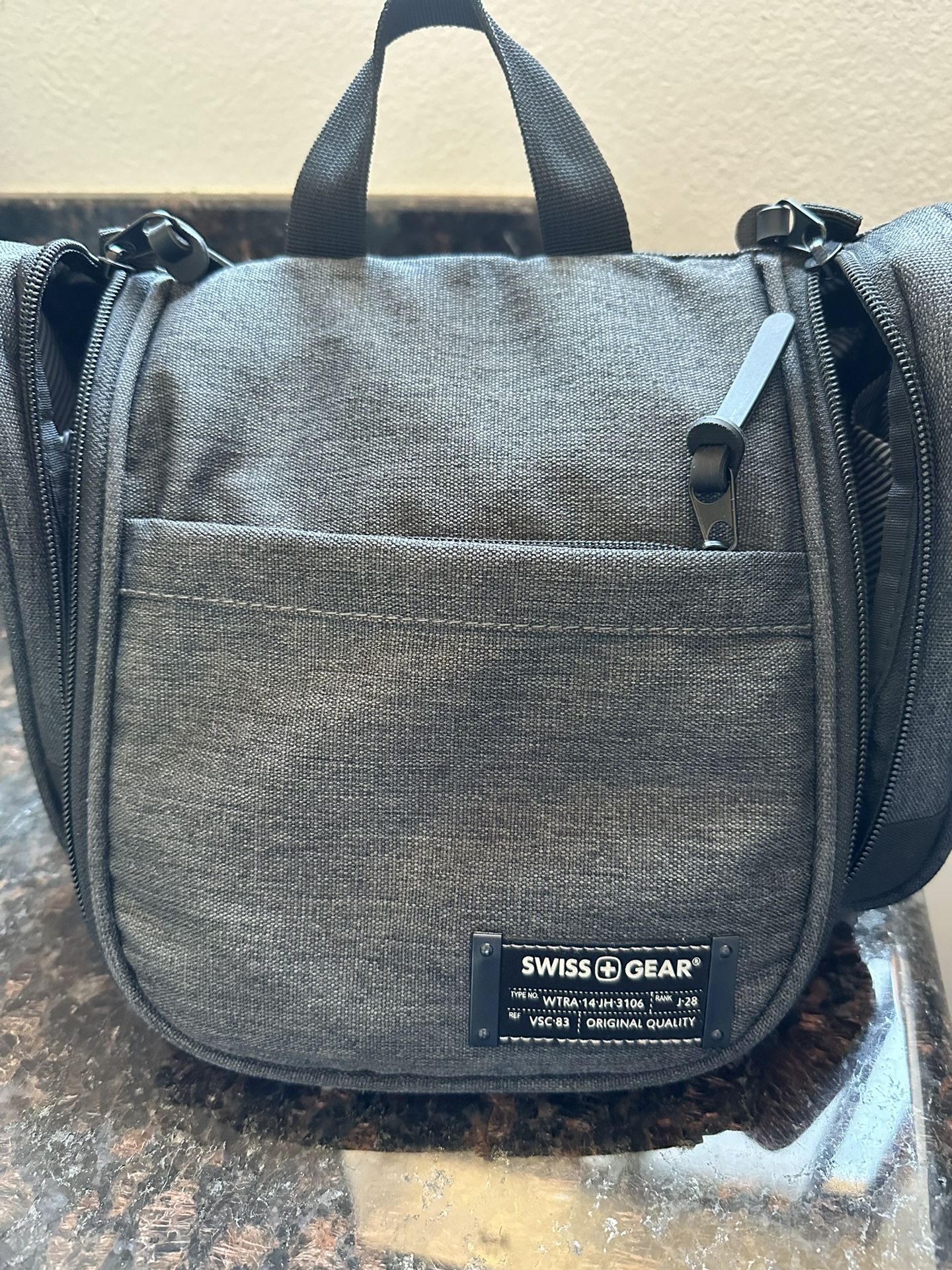 Toiletry Bag - Swiss Gear