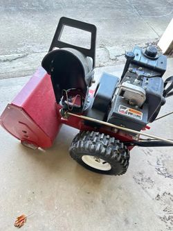 Toro 521 Two-Stage Gas Snow Blower
