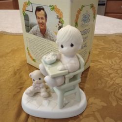 Precious Moments Figurine 