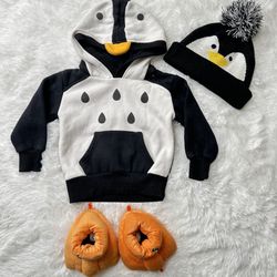 Seaworld Baby Penguin Hoodie Size 18M , Beanie, And Slippers Size S/M