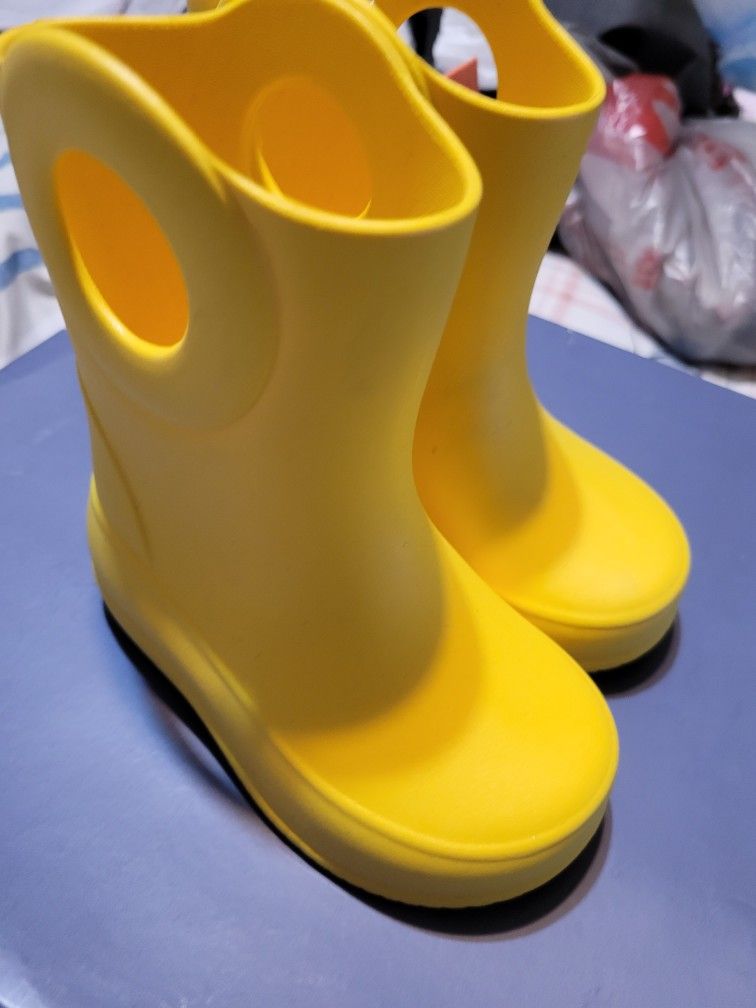 Toddler Size 5 Rubber Boots 