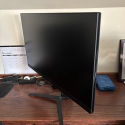 32 inch LG UltraGear Gaming Monitor