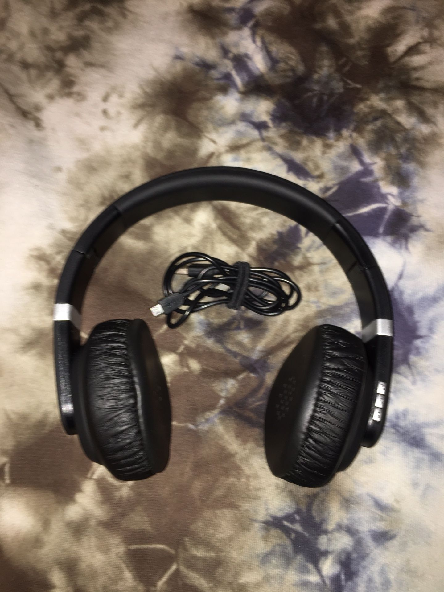 Bluetooth headphones