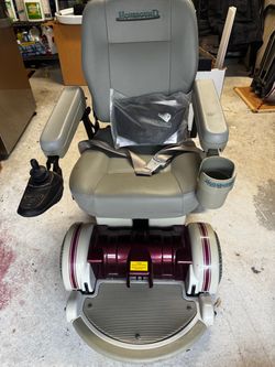 Hoveround Power Wheelchair