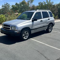 2003 Chevrolet Tracker