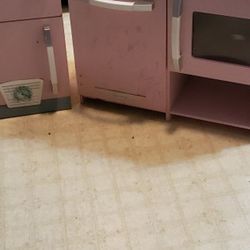 Kids Pink Play Kitchen