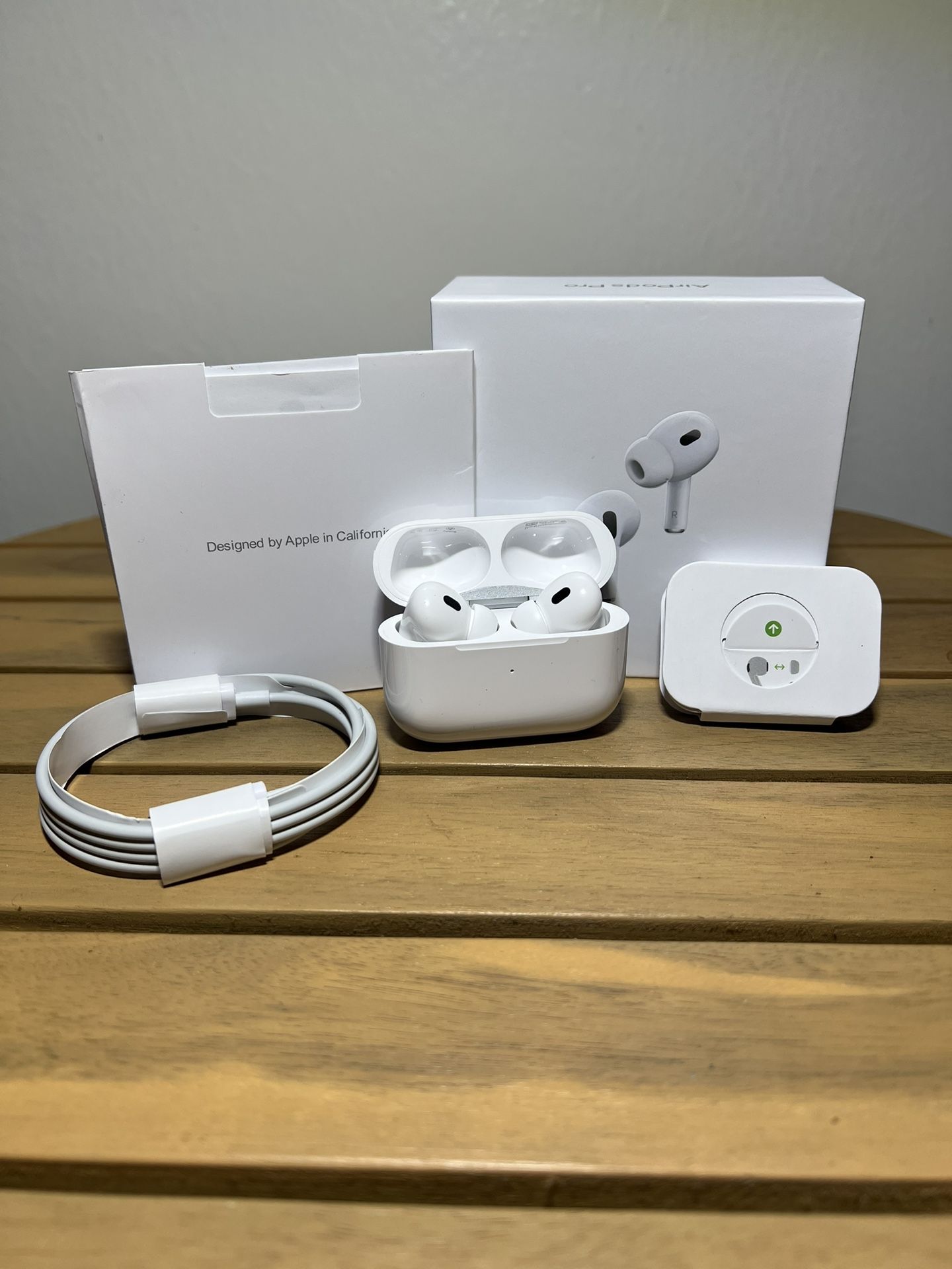 カズキのAirPodspro Amazon | ZENIX DESIGN TECH Airpods Pro 用 ケース 第1世代 カラビナ