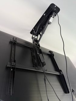 Motorized Pull-Down TV Ceiling Mount- Heavy Duty with remote