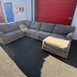 *Free Delivery* Beige 3 Piece XL Sectional Sofa