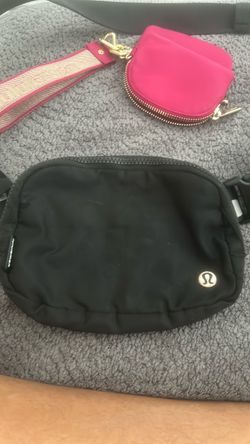 Lululemon purse