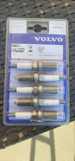 5 cyl. Volvo Sparkplugs
