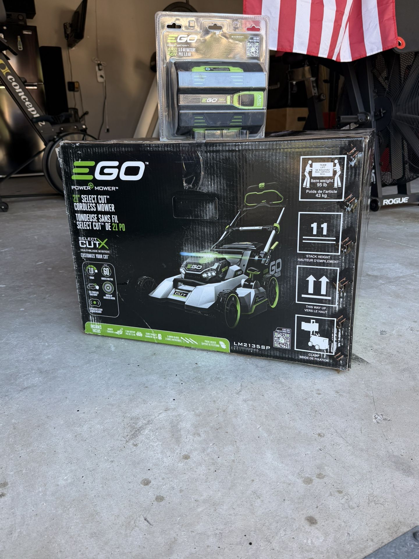 EGO 800 Series Select Cut with Touch Drive 21-in Self Propelled Battery Walk Mower, O 56-volt, 7.5 Ah Battery Included + an additional Battery 