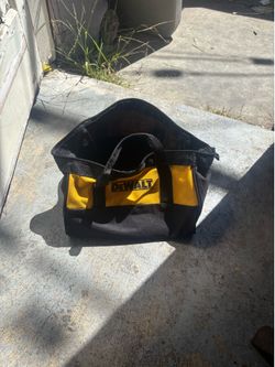 Small Dewalt tool bag