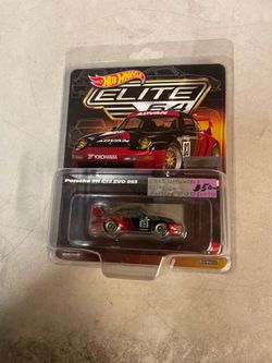 Hot Wheels 2025 elite 64 Porsche 911