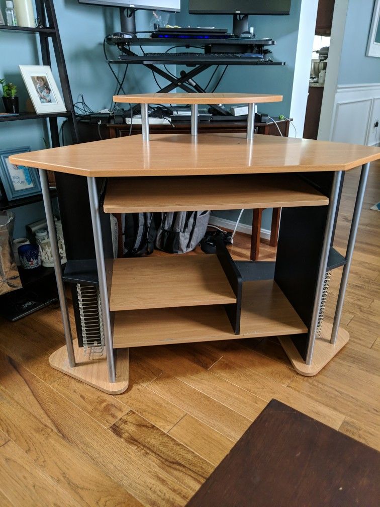 Corner Desk