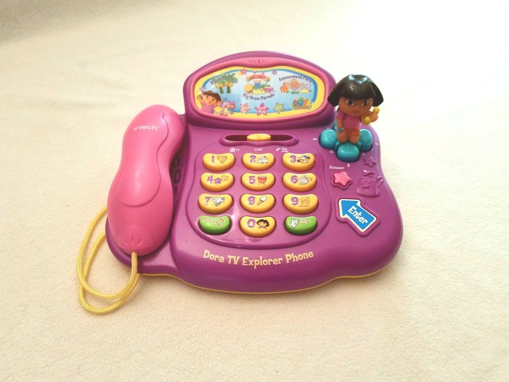 Vtech Dora TV Explorer Phone (interactive toy/ connects to tv)