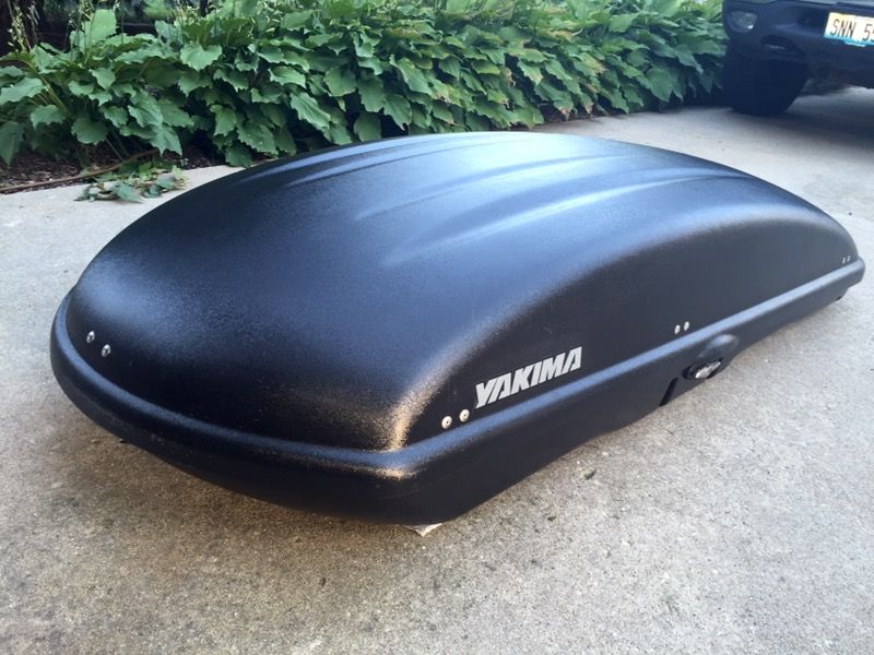 Yakima Blacktop Pro 16s Roof Box