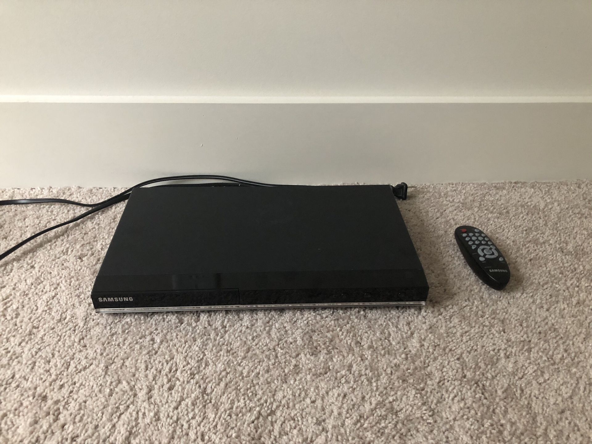 Samsung DVD player with remote