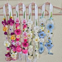 Graduation flower lei